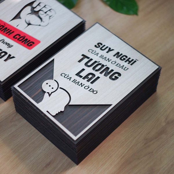 Tranh Decor-Slogan tạo động lực &quot;Suy nghĩ của bạn ở đâu tương lai của bạn ở đó&quot;