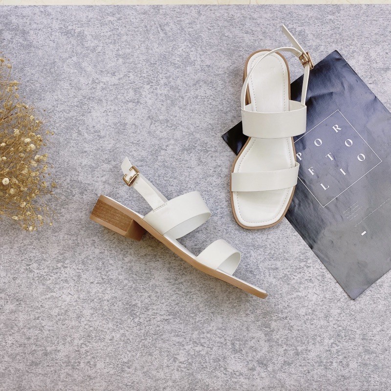 [Mã SKAMLTSM9 giảm 10% đơn 99K] Sandal Nữ 2 Quai Ngang 3cm - 1073