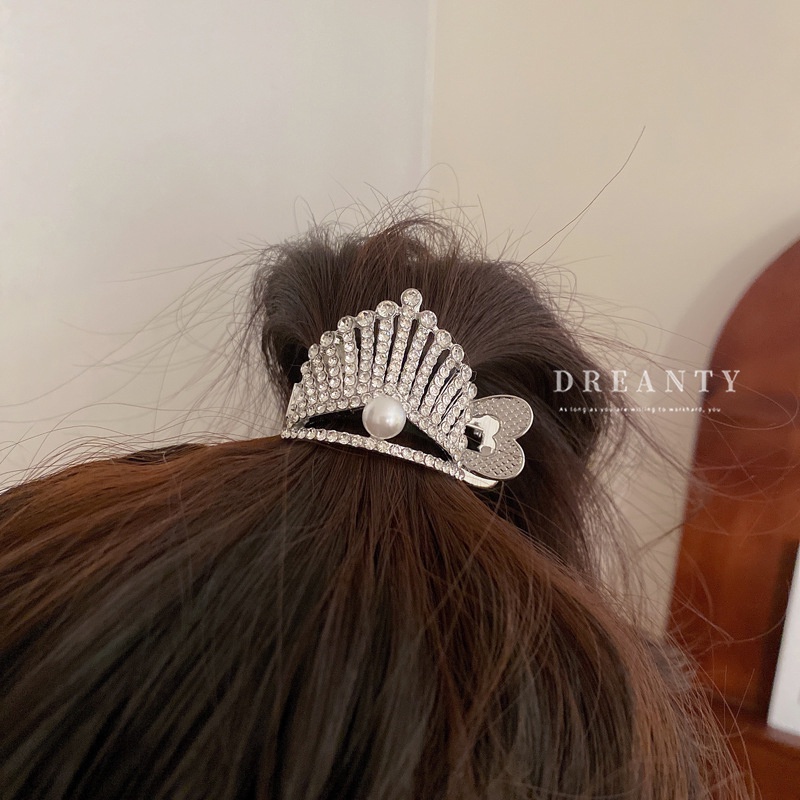 Kẹp Tóc Đuôi Ngựa Hình Vương Miện Bằng Kim Loại Đính Hạt Ngọc Trai Thời Trang
