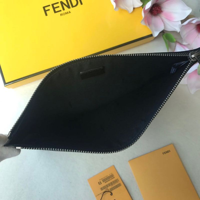 clutch cầm tay nam da thật dáng dài kéo khóa dập logo chữ F Fendi FD