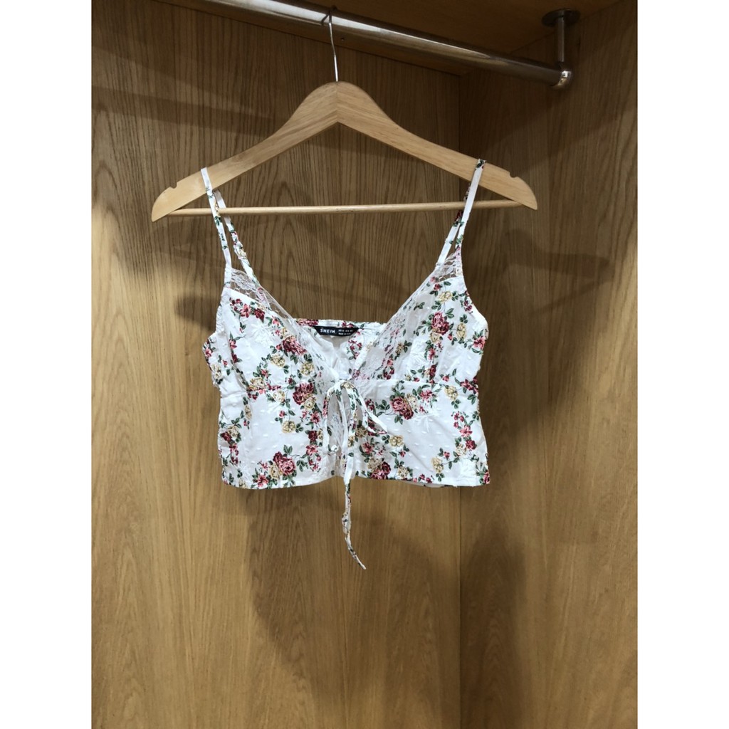 Áo Croptop cotton lụa "họa tiết thêu ren đen xẻ áo"
