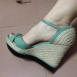Sandal Daphne