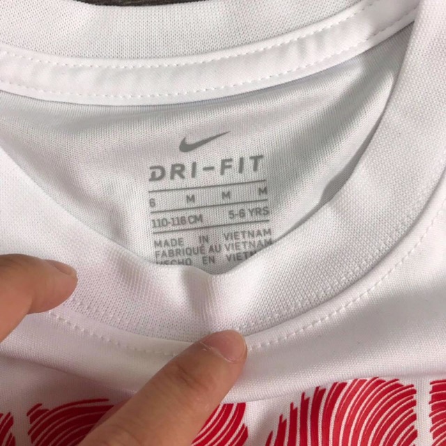 ÁO THUN NIKE BÉ TRAI DƯ XỊN