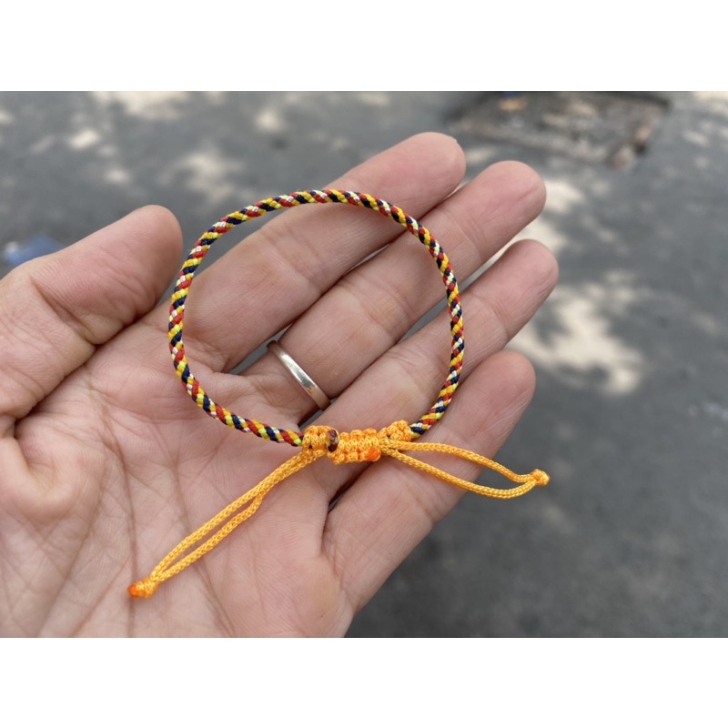 Vòng Tay Dây Ngũ Sắc Phong Cách Tibet Handmade