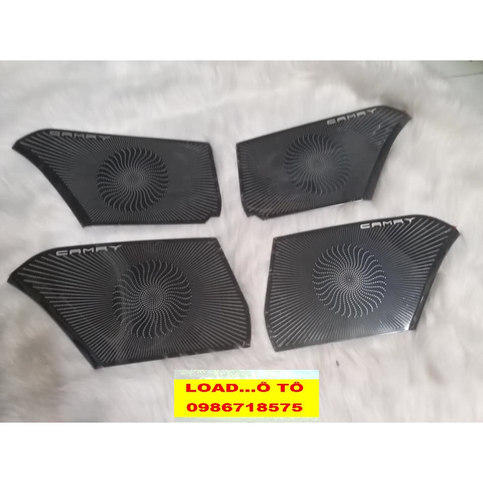 Bộ Ốp Trang trí Màng Loa, Ốp Tapli Cánh Cửa Toyota Camry 2023-2019 Mẫu Vân Titan xước Cao Cấp