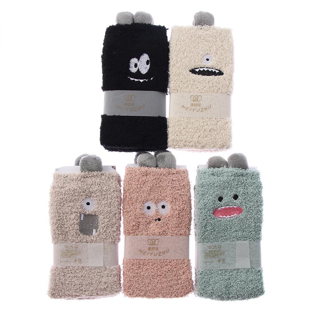 Vớ Nhung San Hô Mềm Mại Giữ Ấm Mùa Đông In Họa Tiết Thú Hoạt Hình