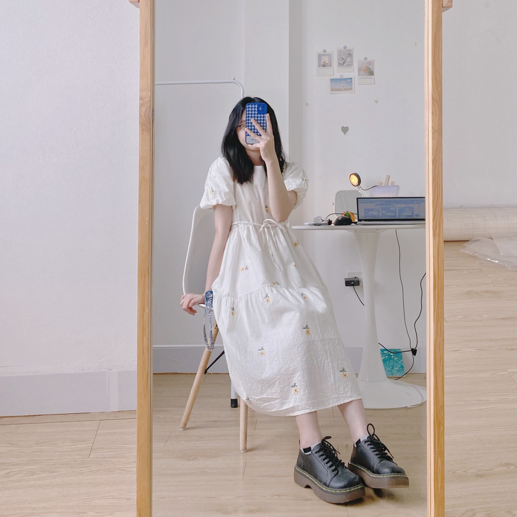 Váy hoa nhí tay phồng, đầm hoa trắng dài vintage có dây buộc eo  - V61