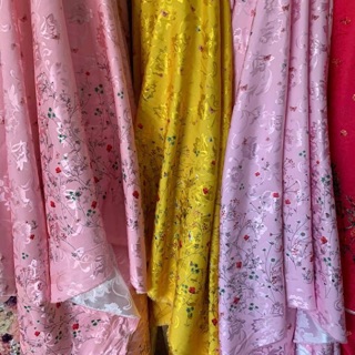 Vải gấm hoa nhí