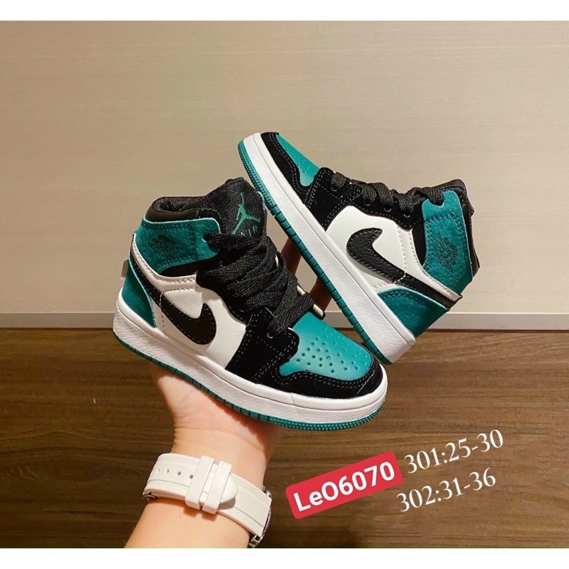 Giày thể thao cao cổ cho bé QCCC