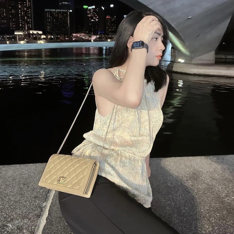 Túi xách nữ đeo chéo ô khoá xoay full box