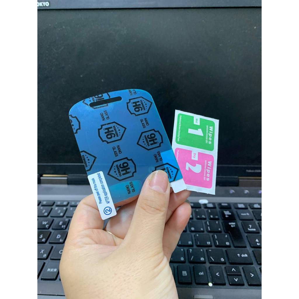 Combo ốp lưng silicon Q10 và dán màn hình 9H