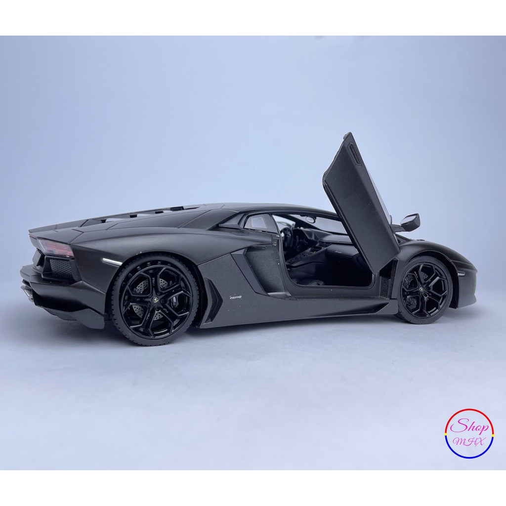 Xe mô hình sắt Lamborghini Aventador Lp700 tỉ lệ 1:24 hãng Welly Tặng kèm bộ biển số
