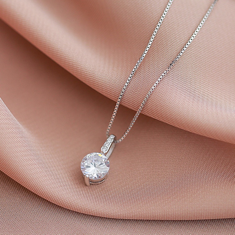 Dây chuyền bạc ATJ9075 crystal round face kiểu tròn đính đá ANTA Jewelry