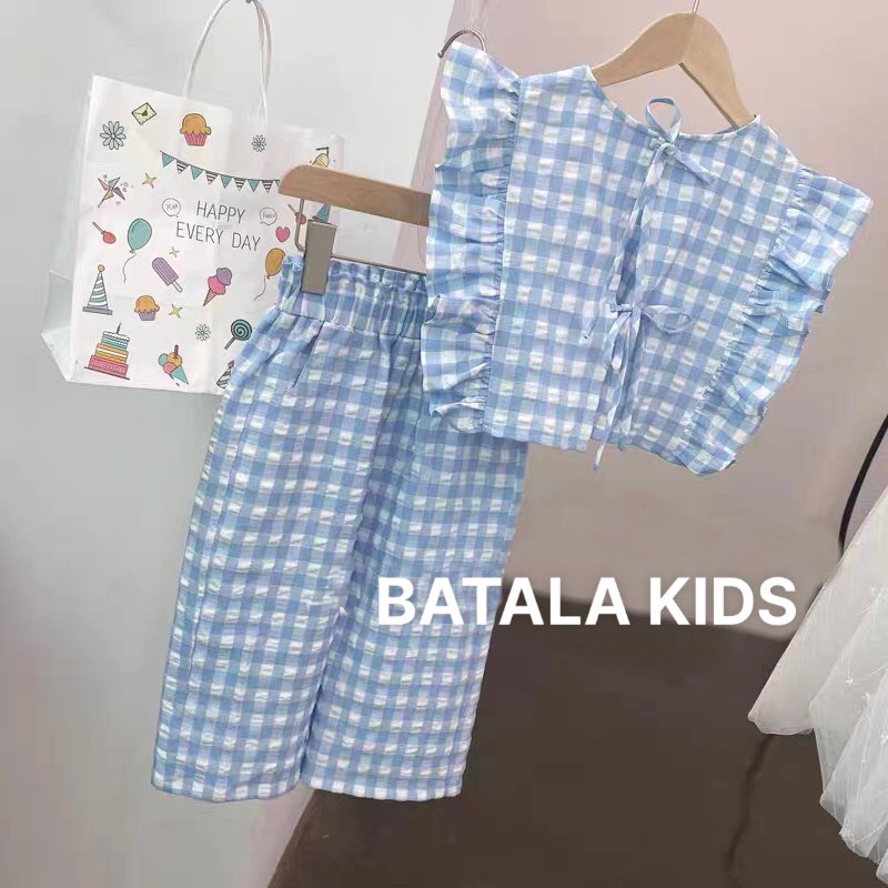 Set quần áo bé gái Batala kids, đồ bộ bé gái mùa hè chất thô mền thoáng mát đi chơi đi biển cho bé từ 8-23kg