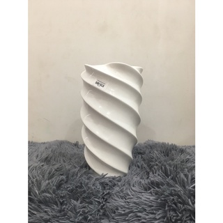 Bình hoa thân xoắn 25 cm - gốm sứ cường phát