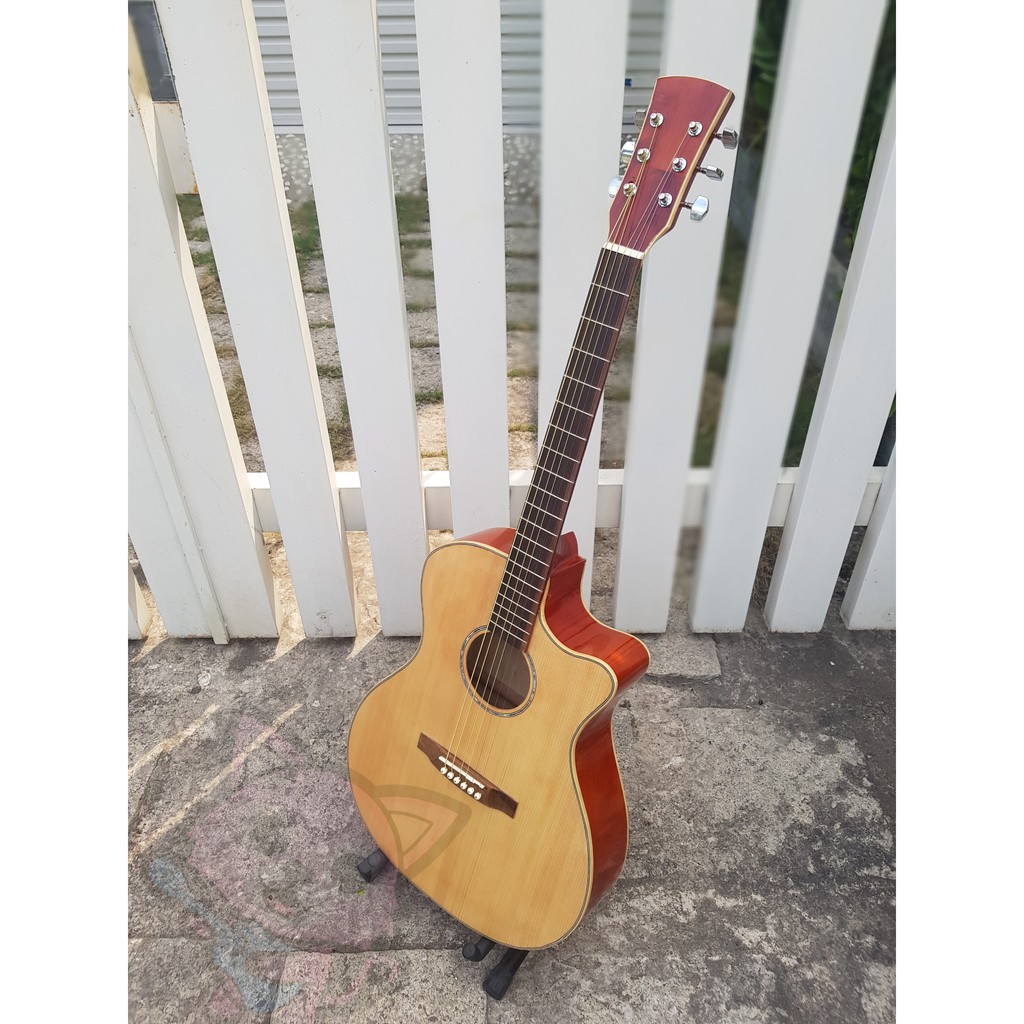 Đàn guitar Acoustic + 7 pick + Giáo trình hướng dẫn tập cho người mới