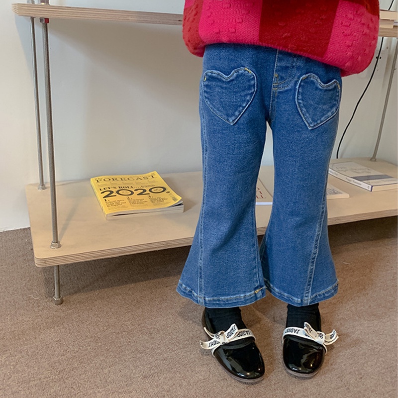 Quần Jeans Ống Loe Họa Tiết Trái Tim Cho Bé Gái