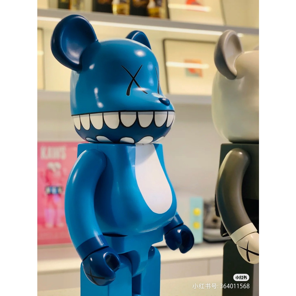 Mô hình nhân vật Bearbrick x Kaws Stitch 28 cm