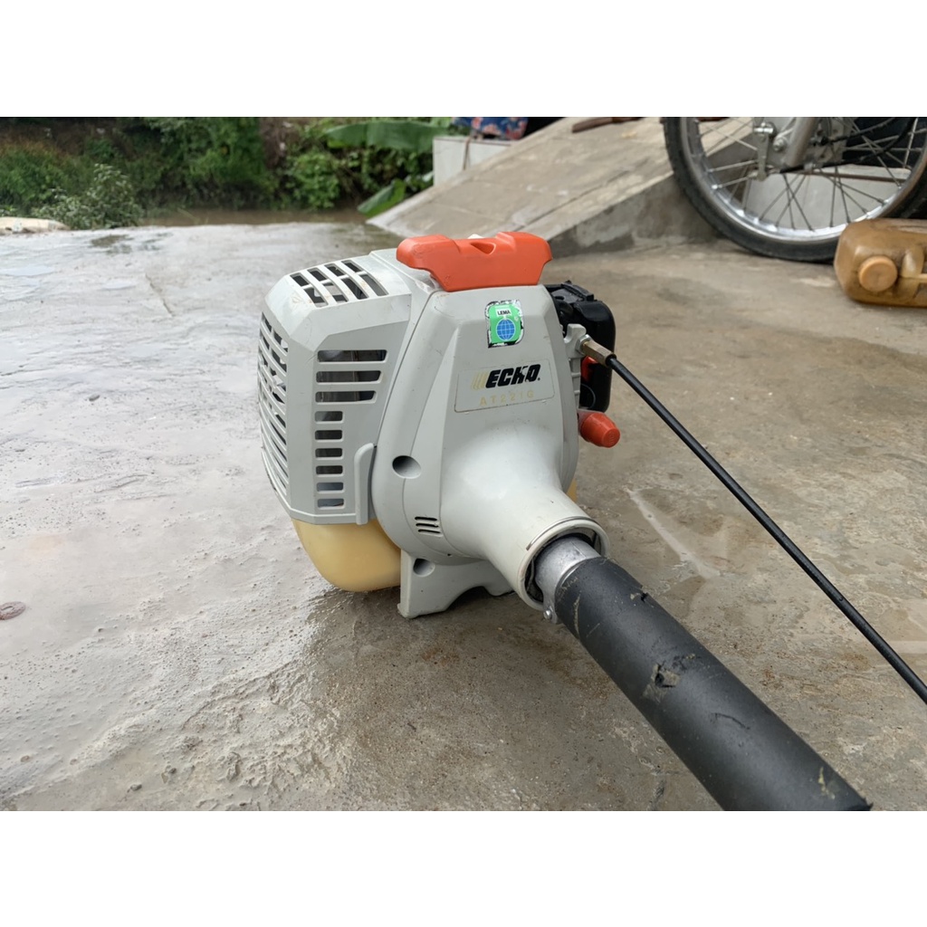 Máy cắt cỏ ECHO AT 22 hàng nhật bãi