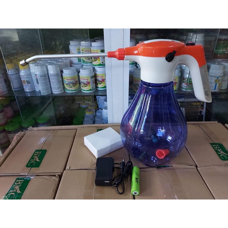 Bình xịt điện pin sạc 3 lít BMC bảo hành 6 tháng, dùng hơn 20 bình cho mỗi lần sạc