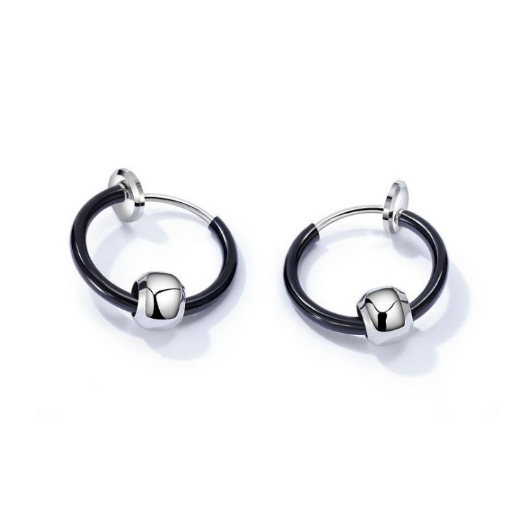 Bông Tai Nam Loại Kẹp Không Cần Bấm Lỗ Tai Titan Không Đen TT 1794 - 1 cặp