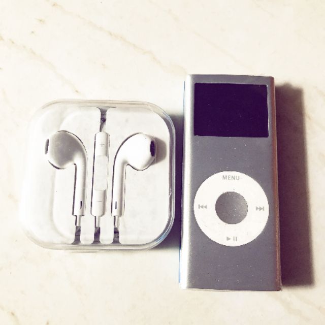 Combo máy nghe nhạc ipod nano gen2 4gb và tai nghe iphone chính hãng foxconn việt nam