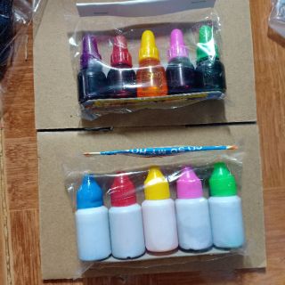 5 chai màu nước thực phẩm làm slime