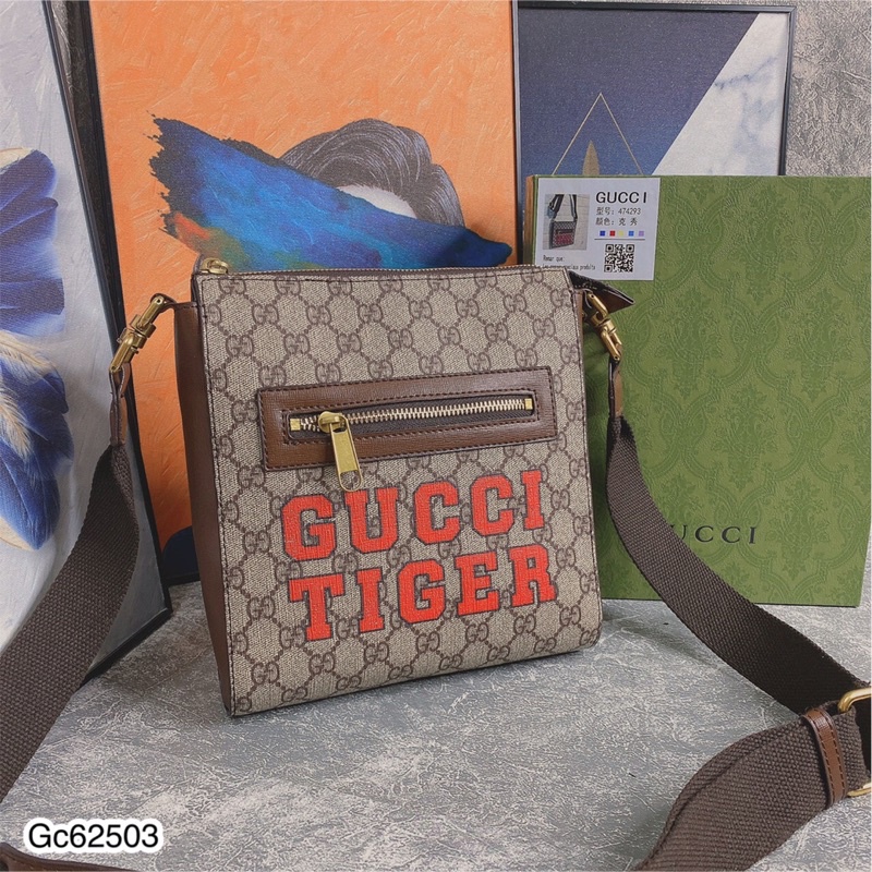 Túi Đeo Chéo Nam Nữ GC Logo Đỏ Cao Cấp - Túi Đeo GC Unisex Fullbox