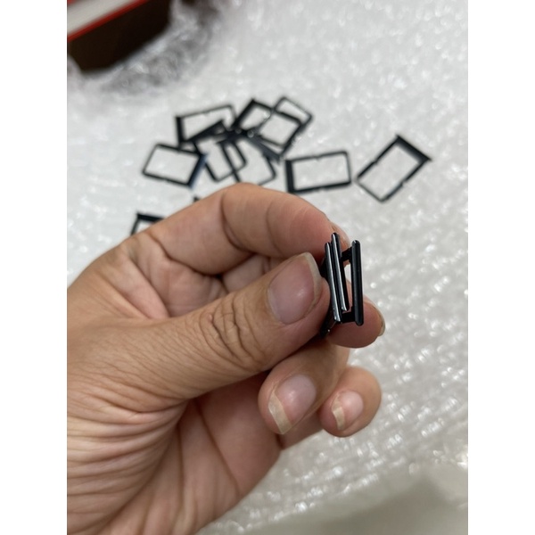 Khay sim Oppo Reno 5