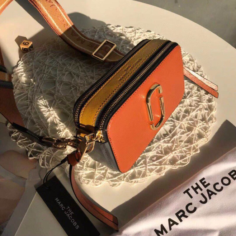 Túi đeo chéo phong cách thời trang