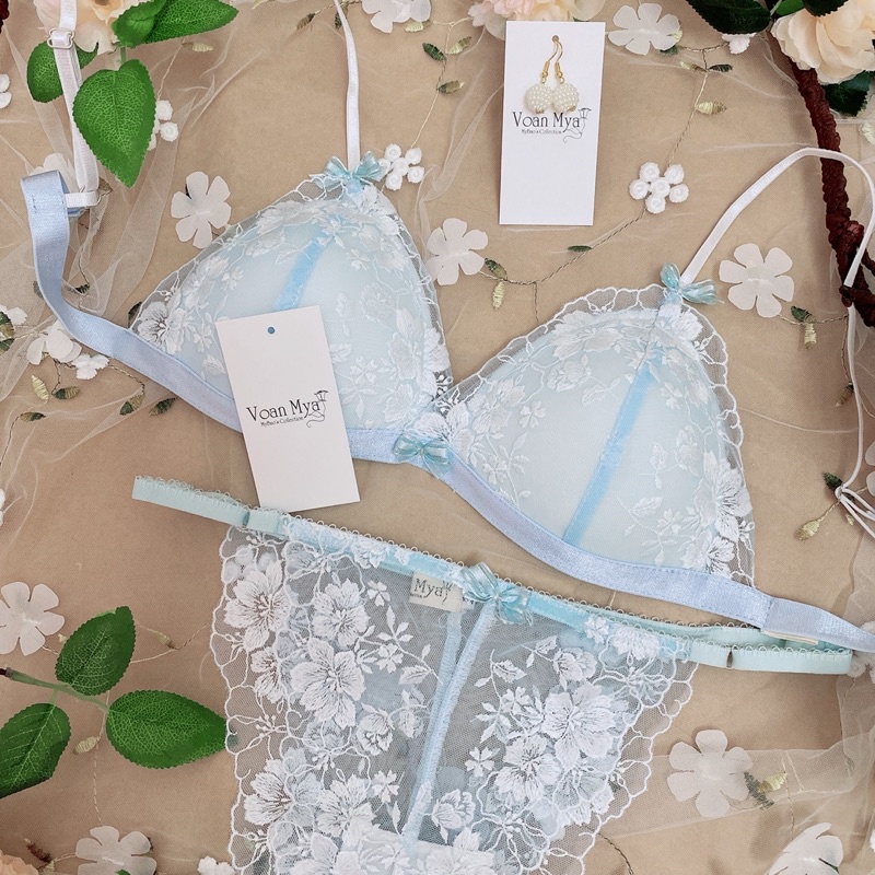 Set Bra màu xanh dương hoa thêu trắng, không gọng, Mút tam giác có đệm/mỏng Voan Mya Voanmya