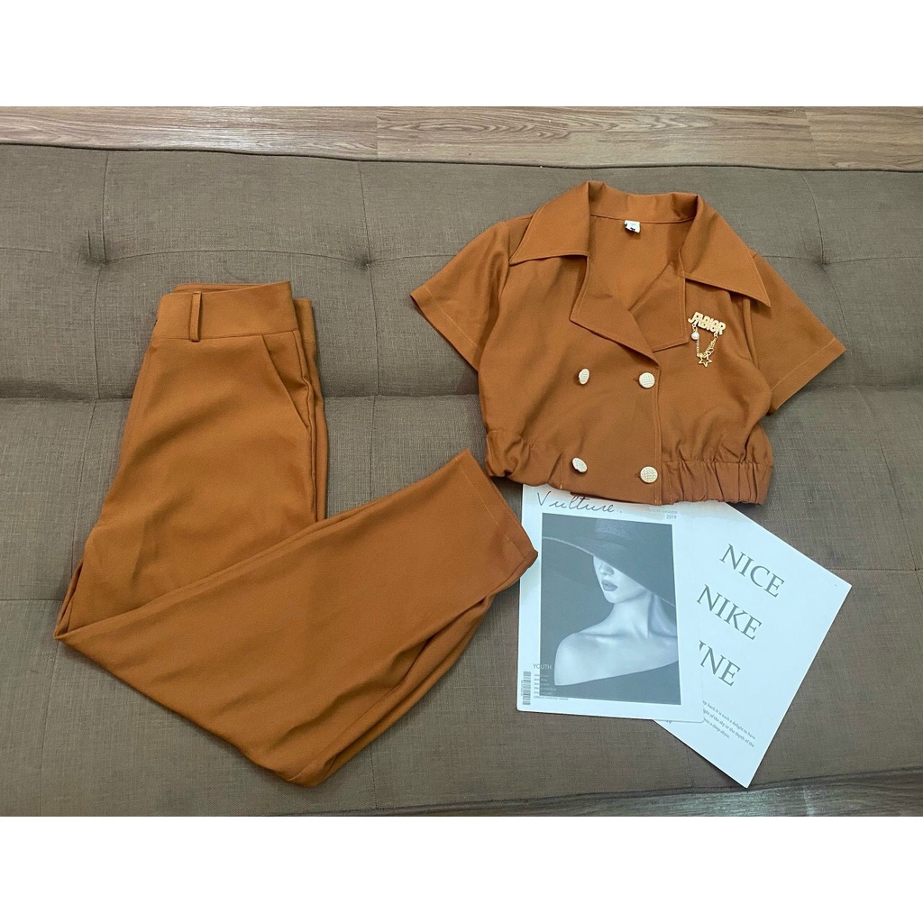 sét vest dáng croptop trẻ chung năng động, chất mát, nhẹ, ko bai ,ko xổ lông, tôn dáng .