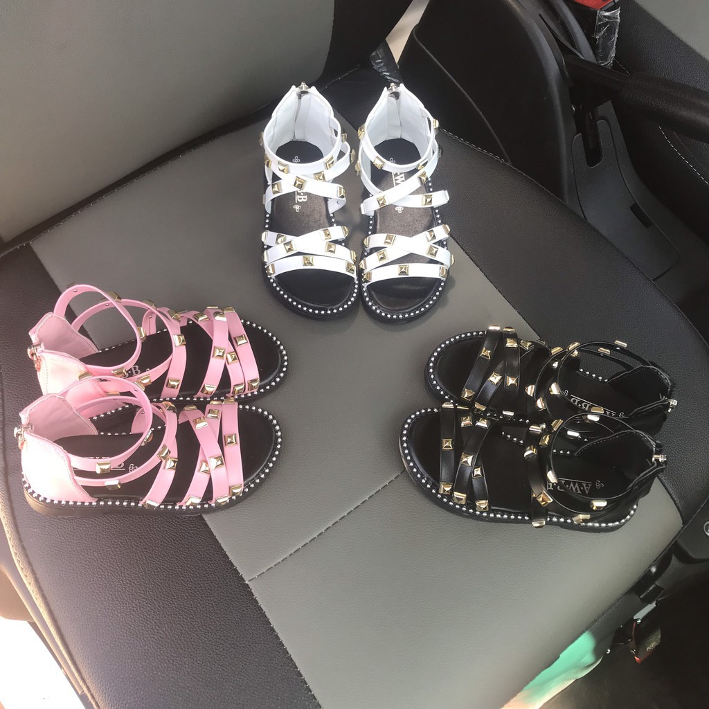 Giày trẻ em 💥FREESHIP💥 Sandal cổ cao hình đinh cho bé gái mã mới 811 (Ảnh thật shop tự chụp)