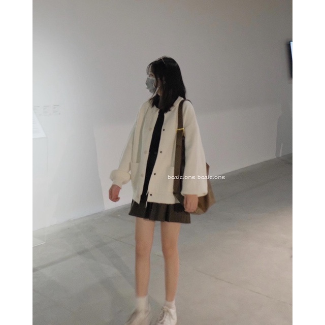 Áo bomber len cúc bấm, áo bomber len tay bồng Bazic one | BigBuy360 - bigbuy360.vn