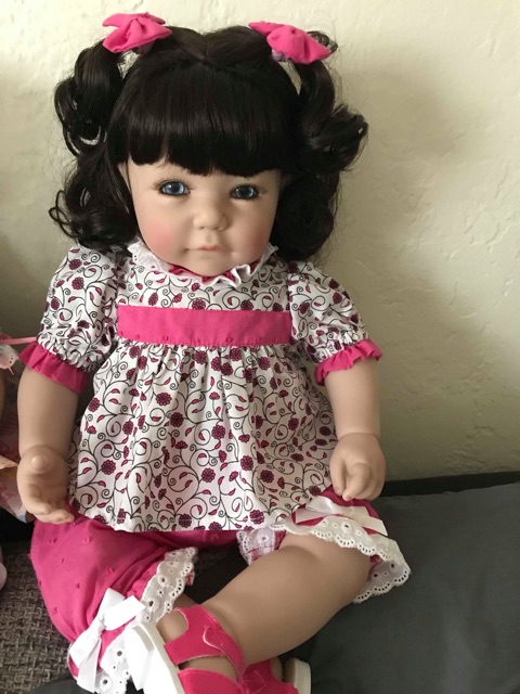 Búp bê adora 20 inch