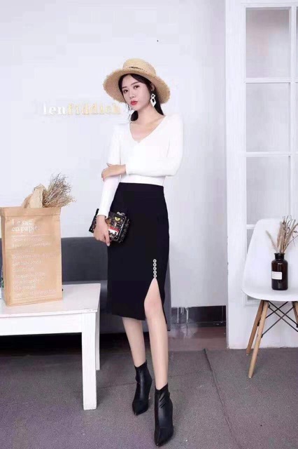Chân váy len xẻ đùi đính khuy QC cực đẹp nha | BigBuy360 - bigbuy360.vn