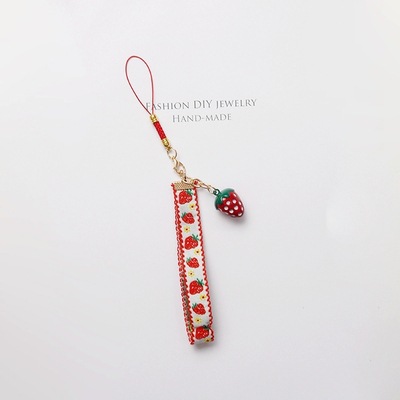 New Lovely Japanese Strawberry Bell Wrist Short Mobile Phone Rope Cute Heart Ring Key Pendant Key Chain Airpods Hanging Pendant Dây điện thoại