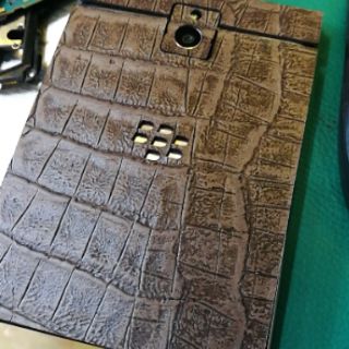 Dán da/Bao da Blackberry Passport 1 quốc tế