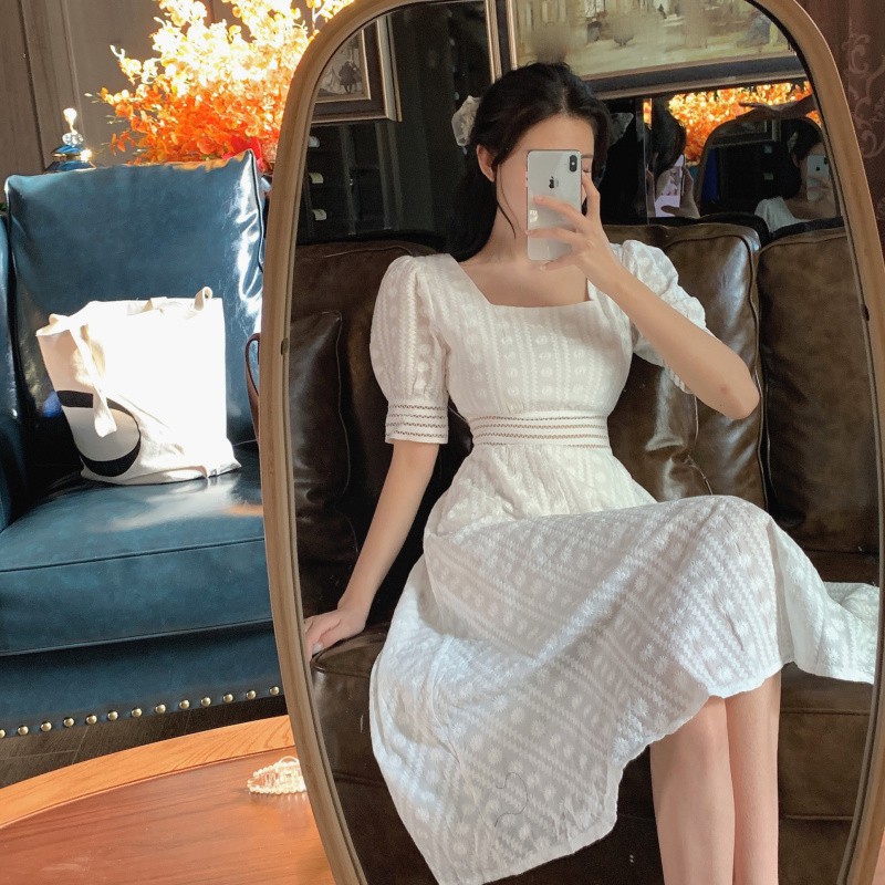 (Sẵn) Đầm công chúa Ulzzang cổ vuông ren hoa nổi Quảng Châu | BigBuy360 - bigbuy360.vn