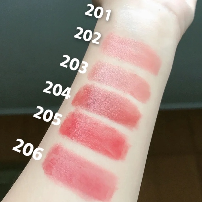 Son môi Toorune màu hồng họa tiết gấu dễ thương kháng nước lâu trôi 1.8g