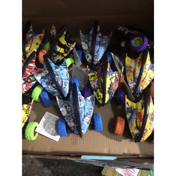 Xe địa hình 4 bánh cá mập xoay 360 độ chạy đà cực mạnh