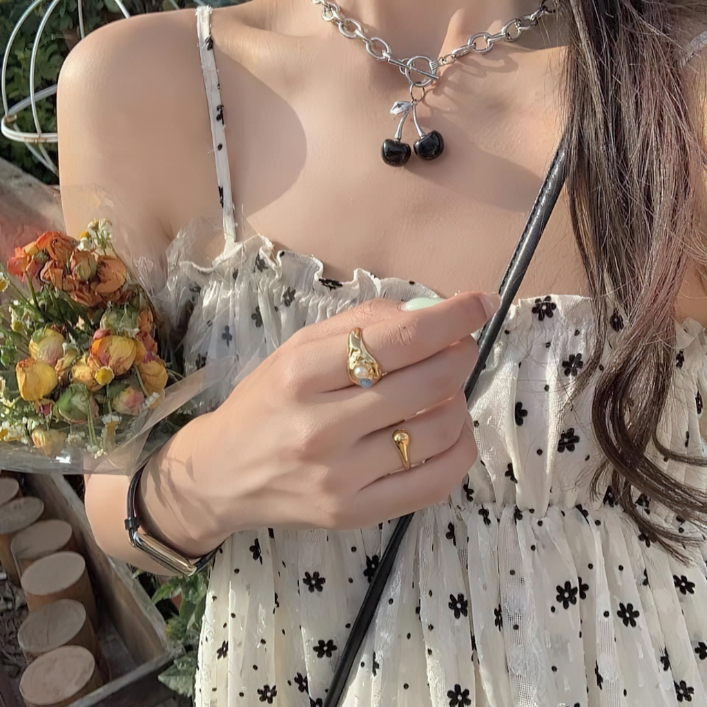 Đầm hoa nhí 2 dây dáng ngắn mini váy xoè màu trắng kèm áo khoác croptop len mỏng Ulzzang