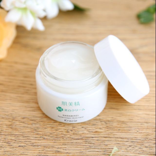 Có Bill🌼Kem Dưỡng Da Mụn Kracie Hadabisei Adult Acne Medicated Whitening Cream 50g Nhật Bản