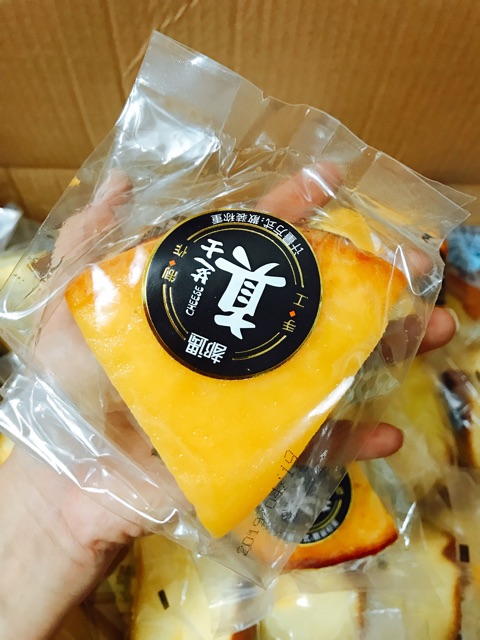 RẺ VÔ ĐỊCH- 1KG BÁNH MIX KHÔNG TRÙNG VỊ | BigBuy360 - bigbuy360.vn