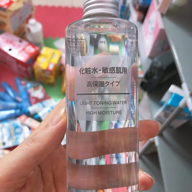 Nước hoa hồng