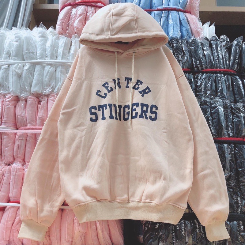 Áo hoodie nữ vải nỉ lót bông dày dặn in Stingers Kem | BigBuy360 - bigbuy360.vn