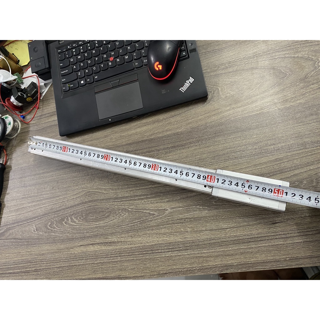 Vitme hành trình 300mm gá bắt động cơ Step 42mm tháo máy