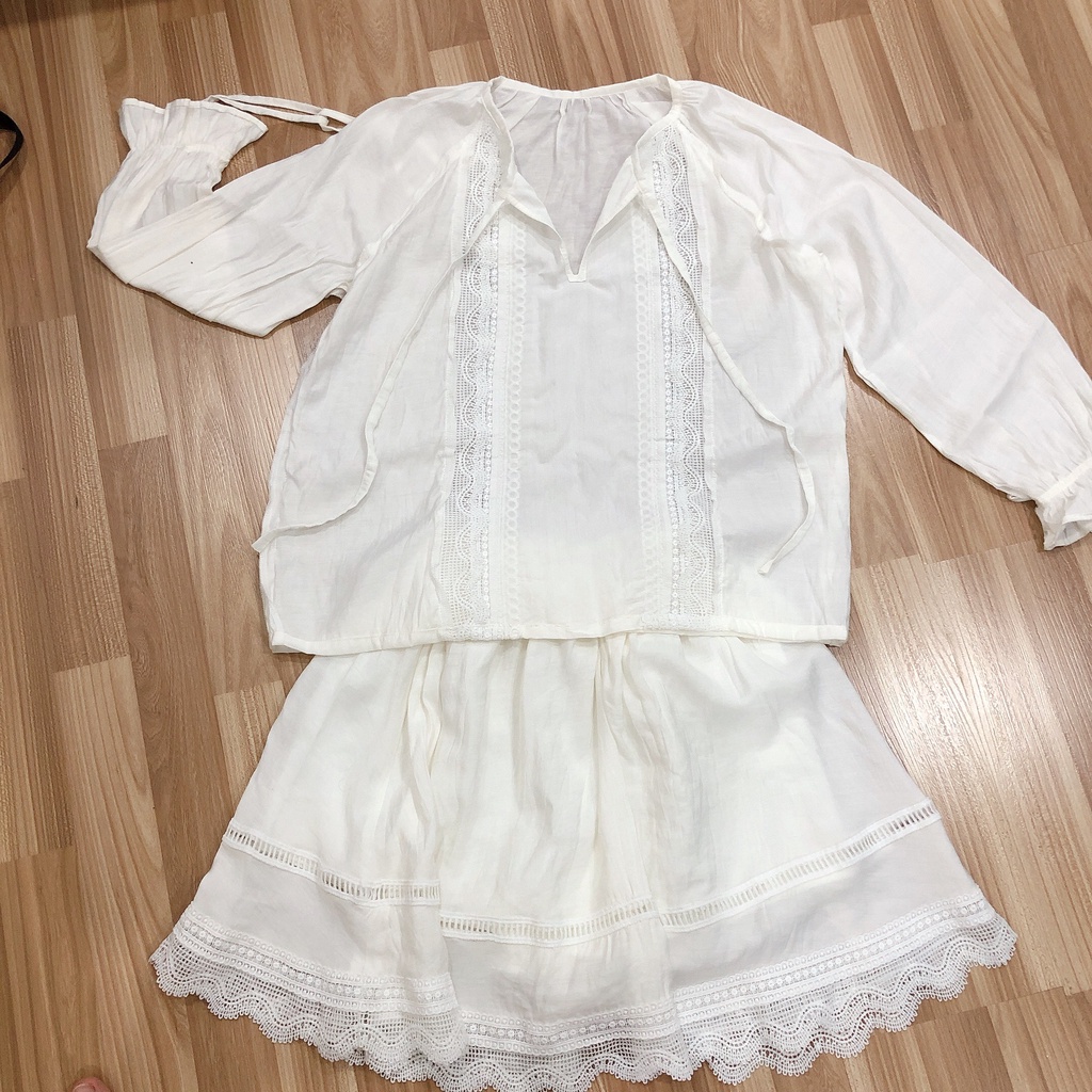 Set linen màu trắng kem đi biển của S2 Collections