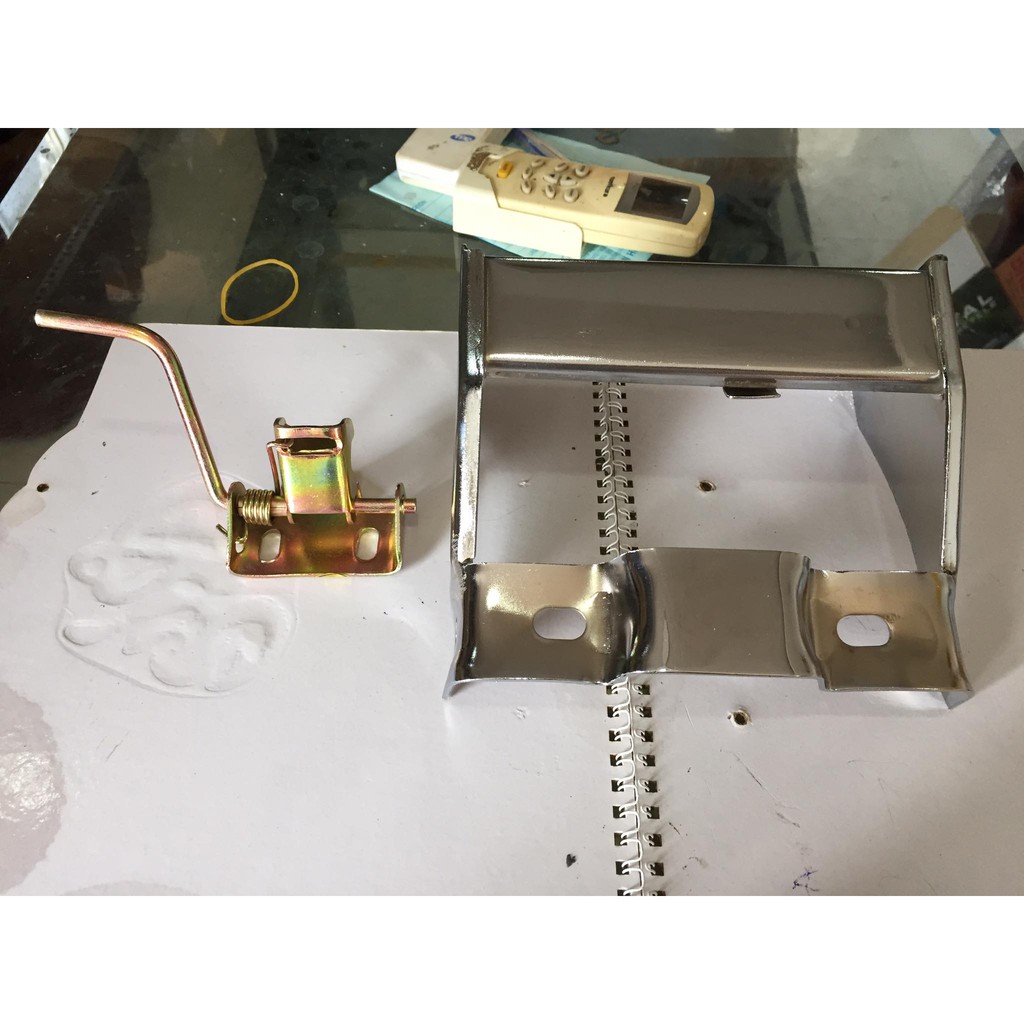 Pát+móc  gắn yên dài  cho xe cub đèn vuông :82-84-92-84-DD-DH