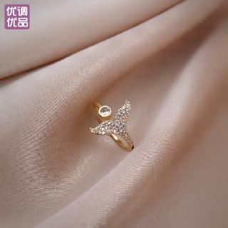 Nhẫn Đeo Ngón Tay Hình Đuôi Cá Độc Đáo